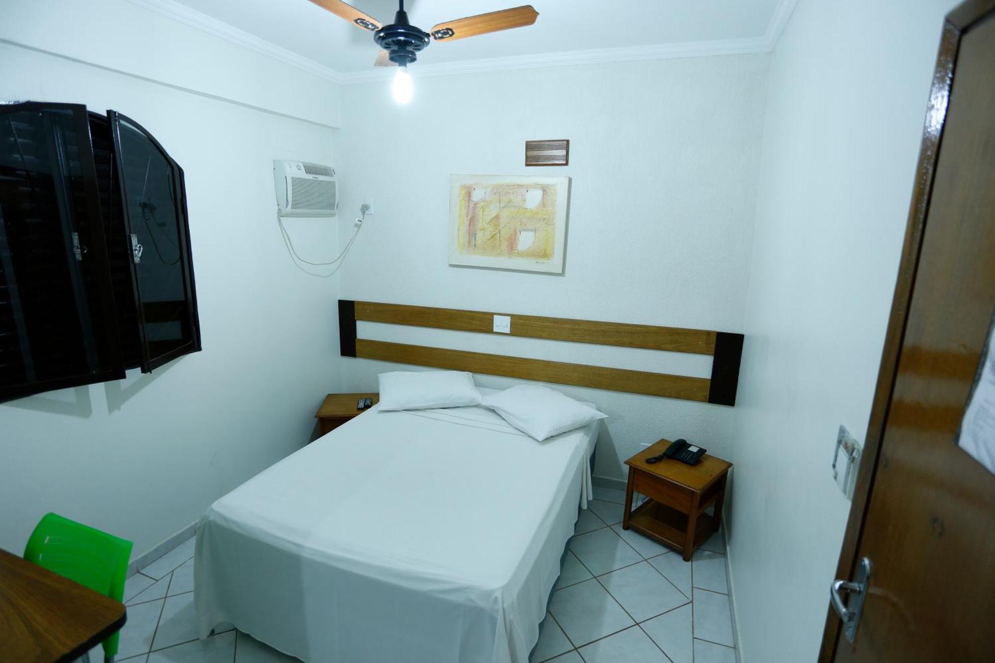 Hotel King Sao Jose do Rio Preto  Rum bild