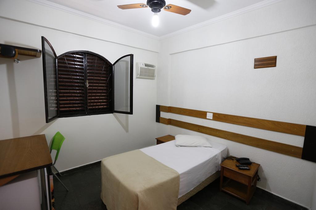 Hotel King Sao Jose do Rio Preto  Rum bild