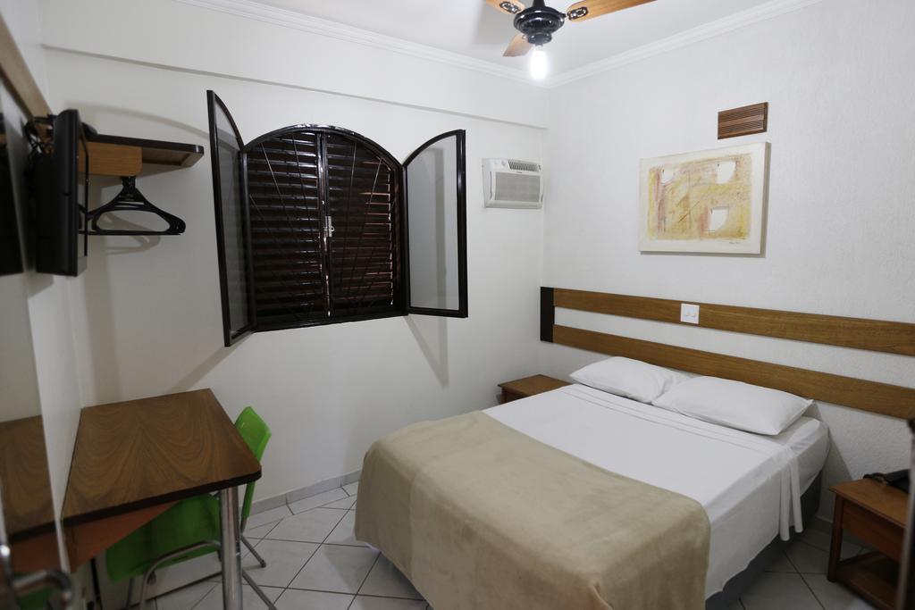 Hotel King Sao Jose do Rio Preto  Rum bild